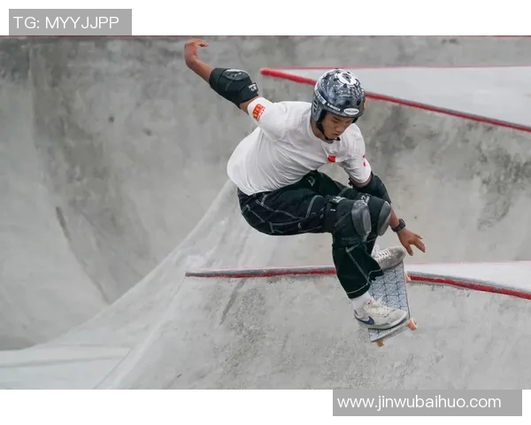 南京攀岩队在世界滑板锦标赛中以87分稳居积分榜首位