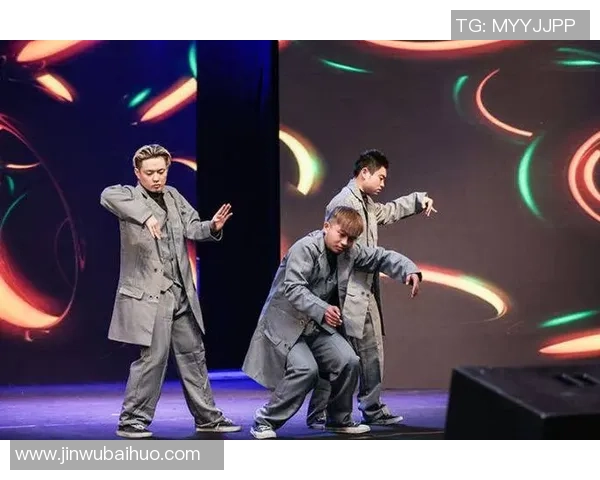 周芳的街舞人生：从热爱到梦想的深度对话与心路历程分享