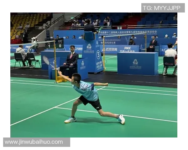 周强专访：从羽毛球小将到国家队领军者的成长之路